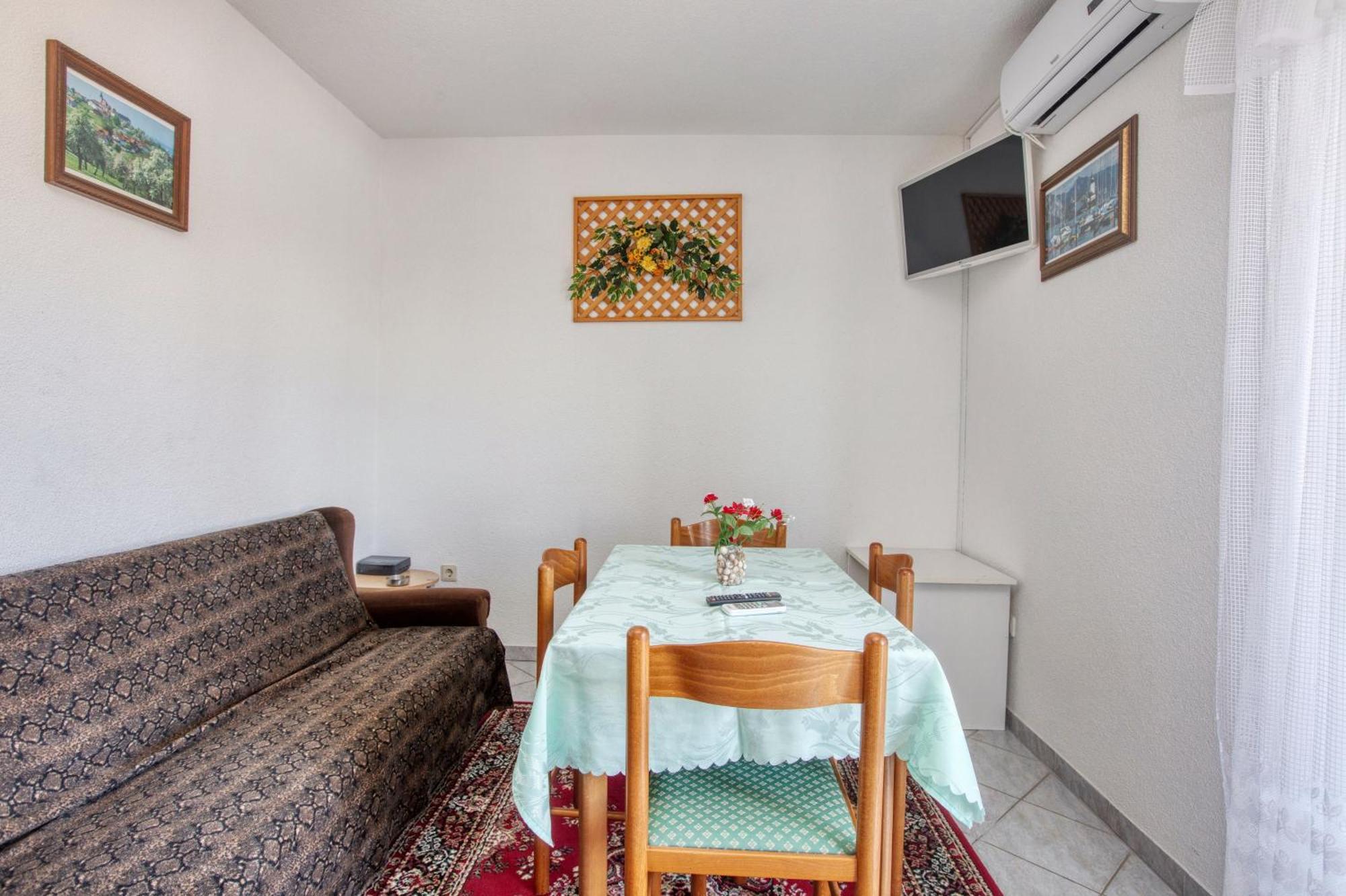 Apartments With A Parking Space Zablace, Sibenik - 4219 חדר תמונה